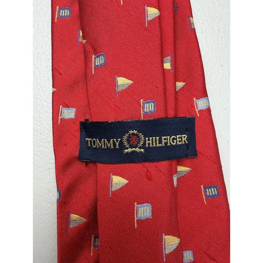 Tommy Hilfiger‎ Silk Golf Novelty Tie Golfer Flag Designer